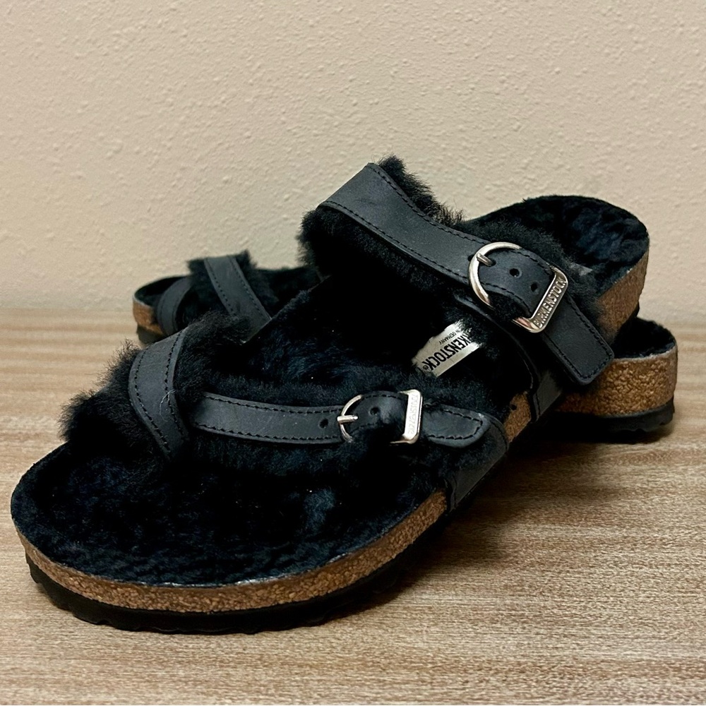 Birkenstock Mayari Sandal in Black Leather with Lamb Fur Dyed Shearling